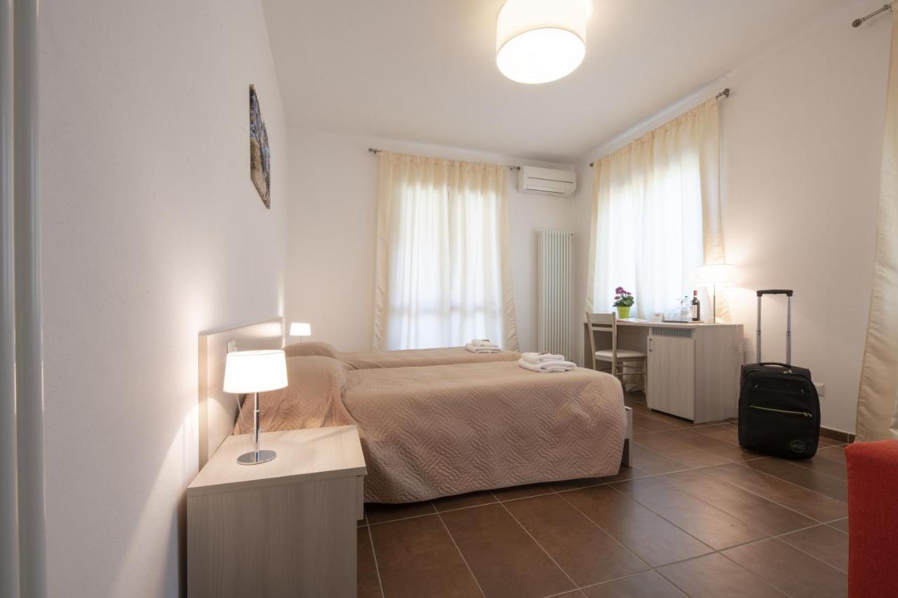 Agriturismo La Bioca Castiglione Falletto Exteriör bild