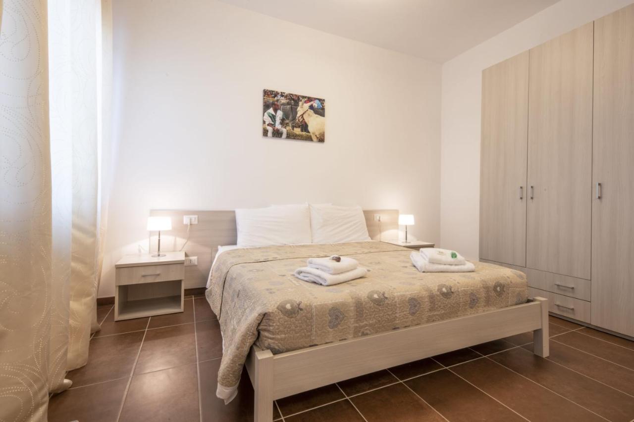 Agriturismo La Bioca Castiglione Falletto Exteriör bild